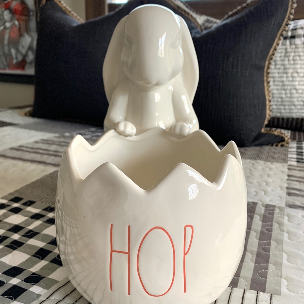 Rae Dunn Bunny With Cracked Egg